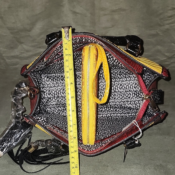 Purse & Wallet Set Yellow and Brown Croc-Embossed Women's - Picture 3 of 4